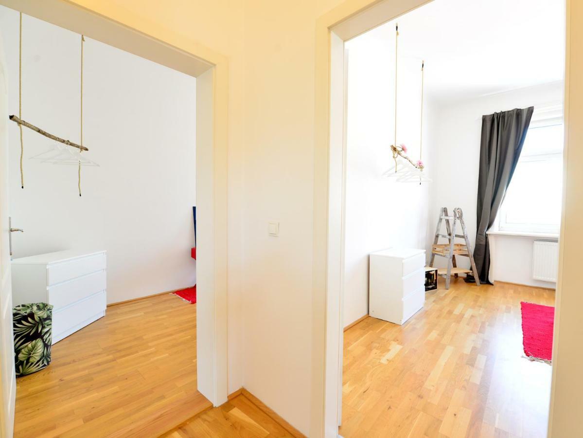 2 Bedrooms @ The U3 Subway Wien Eksteriør bilde